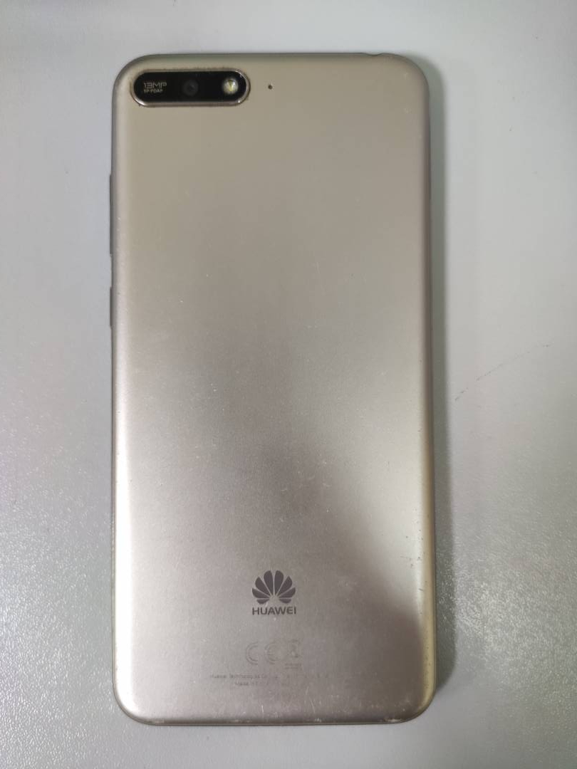 Мобильный телефон Huawei y6 2018 atu-l21 2/16gb,артикул 01-200120959 ::  Техноскарб