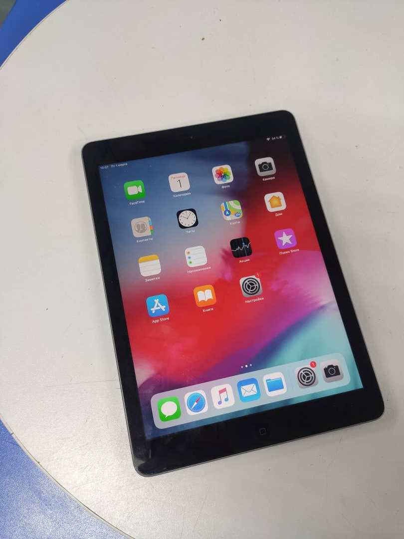 Планшет Apple ipad air 1 wifi 32gb,артикул 01-200040090 :: Техноскарб