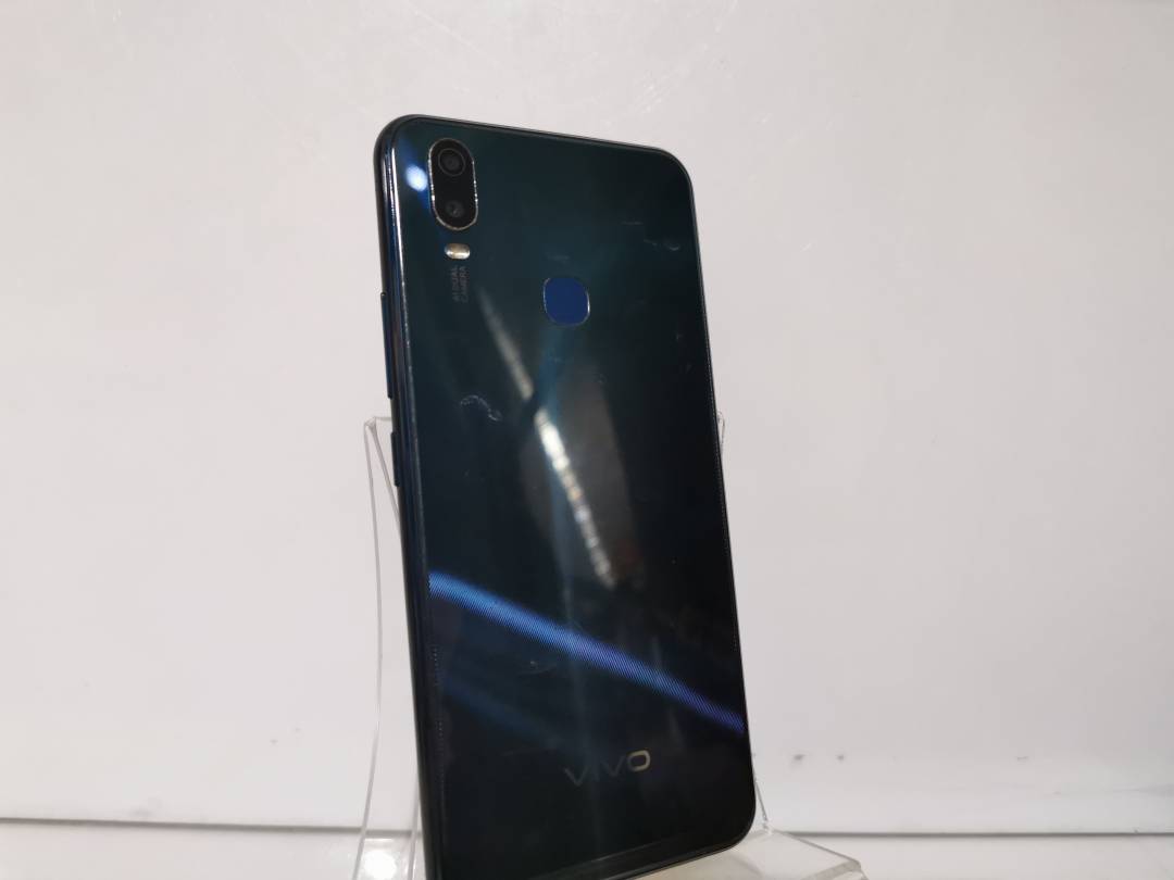 

Vivo y11 1906 3/32gb- Б/в. Київ. Мобільні телефони і смартфони. № 01-18999586