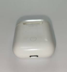 01-200079503: Apple airpods 2nd generation with charging case