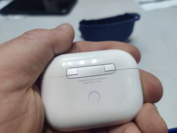 01-200119035: Apple airpods pro