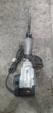 01-200227106: Makita hm1304