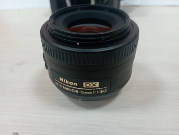 01-200109920: Nikon af-s dx nikkor 35mm f/1,8g