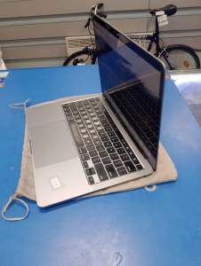 01-200249482: Apple macbook pro 13&#34; late 2020