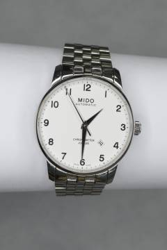 01-19075854: Mido m8690