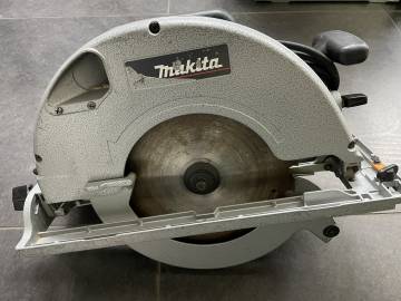 01-200201655: Makita 5103r