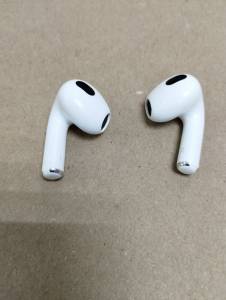 01-200223351: Apple airpods 3rd generation