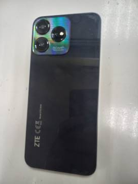 01-200250203: Zte blade v50 design 8/256gb