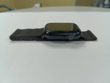 01-200257122: Apple watch series 7 gps 45mm aluminum case with sport