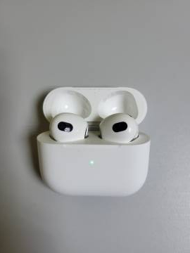 01-200216916: Apple airpods 3rd generation