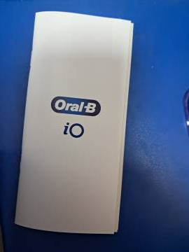 01-200277600: Oral-B io series 6