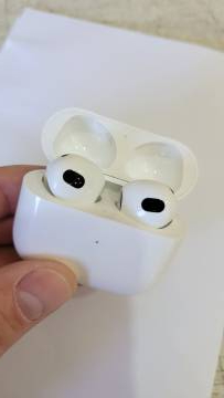 01-200059224: Apple airpods 3rd generation