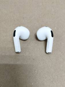 01-200223351: Apple airpods 3rd generation