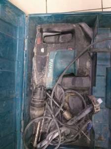 01-200231981: Makita hr 4001c