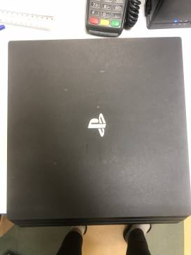 01-200257244: Sony playstation 4 pro 1tb