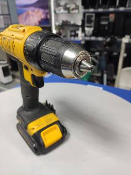 01-200277396: Dewalt dcd734