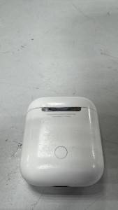 01-200274288: Apple airpods 2nd generation with charging case