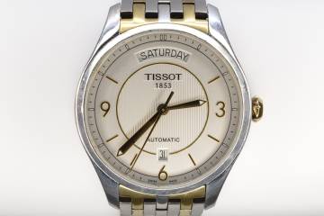 01-200104952: Tissot t038430a