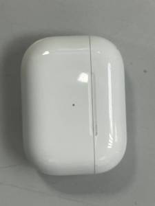 01-200217234: Apple airpods pro 2nd generation with magsafe charging case usb-c