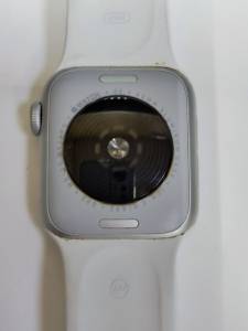 01-200224434: Apple watch se 2 gps 40mm aluminum case with sport