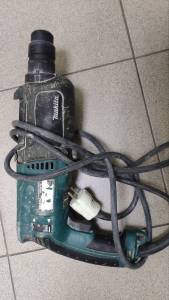 01-200233447: Makita hr2470