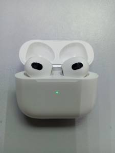 01-200178607: Apple airpods 3rd generation