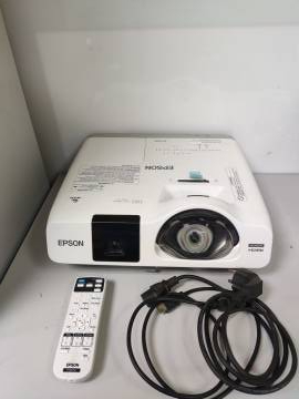 01-200181736: Epson eb-536wi