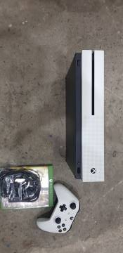 01-200206192: Xbox360 one s 1000gb