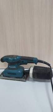 01-200200158: Makita bo3710