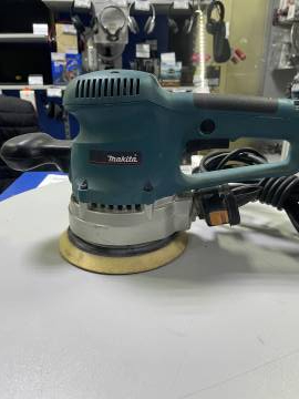 01-200308641: Makita bo6030