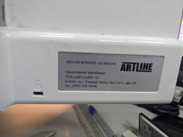 01-200082004: Artline business m61