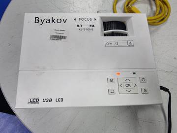 01-200128423: Byakov mini projector b008w