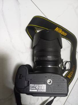 01-200139371: Nikon d3200 body