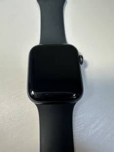 01-200137310: Apple watch se gps 44mm a2352