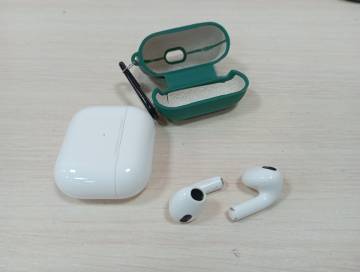 01-200193407: Apple airpods 3rd generation