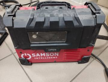 01-200204845: Samson mx200i