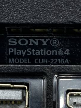 01-200151398: Sony playstation 4 slim 500gb