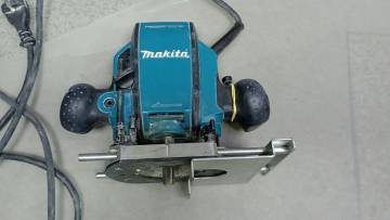 01-200251115: Makita rp0900