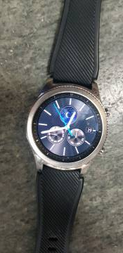 01-200208330: Samsung gear s3