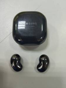 01-200072641: Samsung galaxy buds live