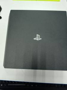 01-200211484: Sony ps 4 pro cuh-7208b 1tb