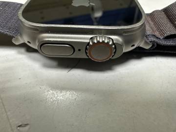 01-200210165: Apple watch ultra 2 gps + cellular 49mm titanium case