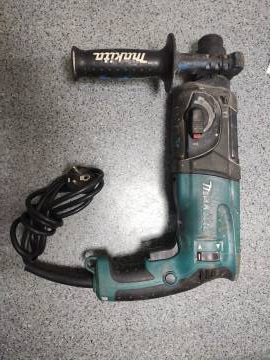 01-200212697: Makita hr2470