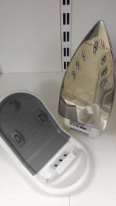 01-200240254: Steam Iron ypf-2002-65521