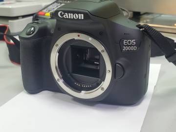 01-200244257: Canon eos 2000d body