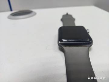 01-200190916: Apple watch series 3 42mm aluminum case