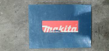 01-200227104: Makita 6906