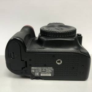 01-200271853: Nikon d5200 body