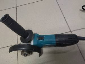 01-200279234: Makita ga5030