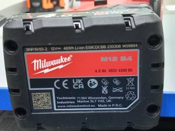 01-200274230: Milwaukee m12 fpp2h2-402x